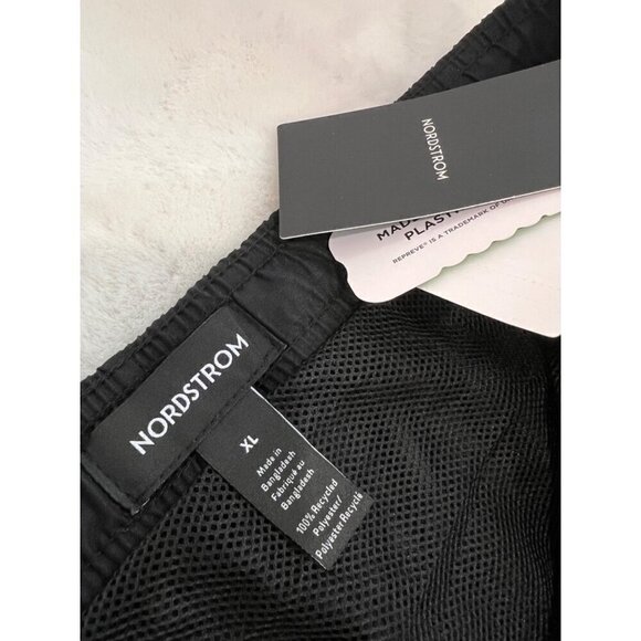 New Nordstrom Size XL 8-Inch Classic Swim Trunks Black - Picture 3 of 13